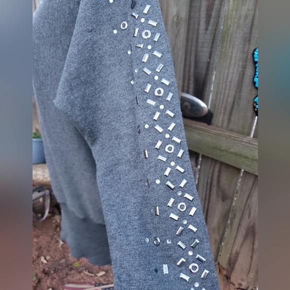 NWT ❤ Sweater - Picture 3 of 7